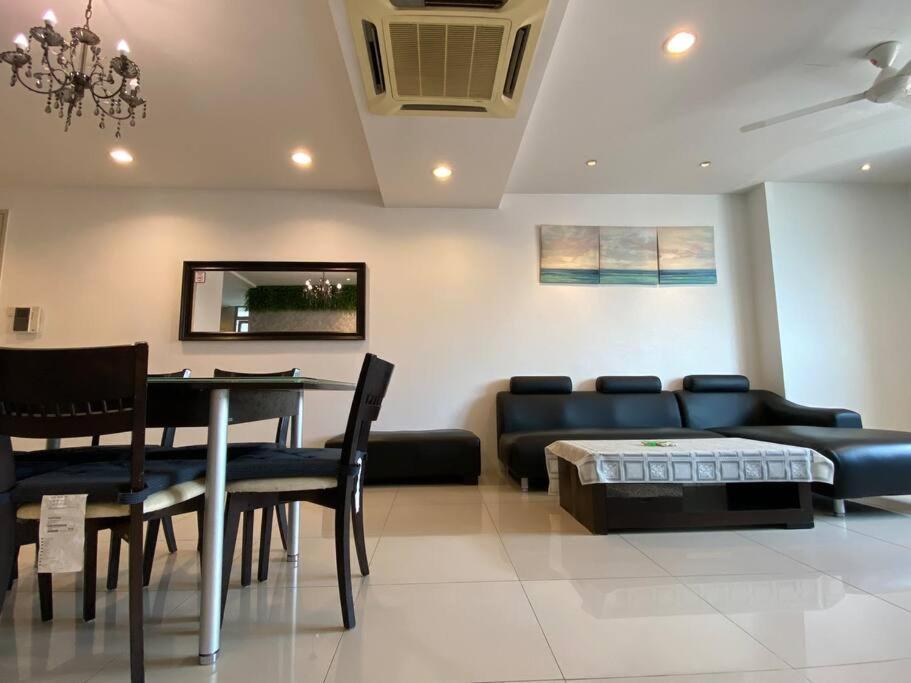 Apartmán Spacious 3R,2R,Studio 5Min Walk To Time Square,Lalaport, Pool,Gym,Wifi Kuala Lumpur Exteriér fotografie