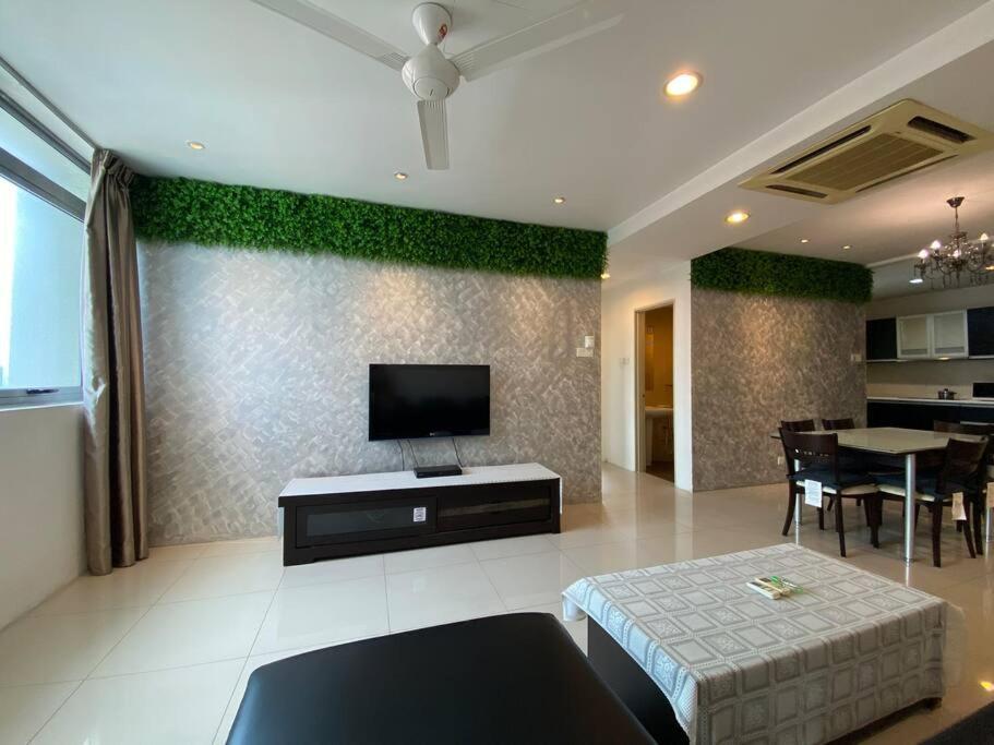 Apartmán Spacious 3R,2R,Studio 5Min Walk To Time Square,Lalaport, Pool,Gym,Wifi Kuala Lumpur Exteriér fotografie
